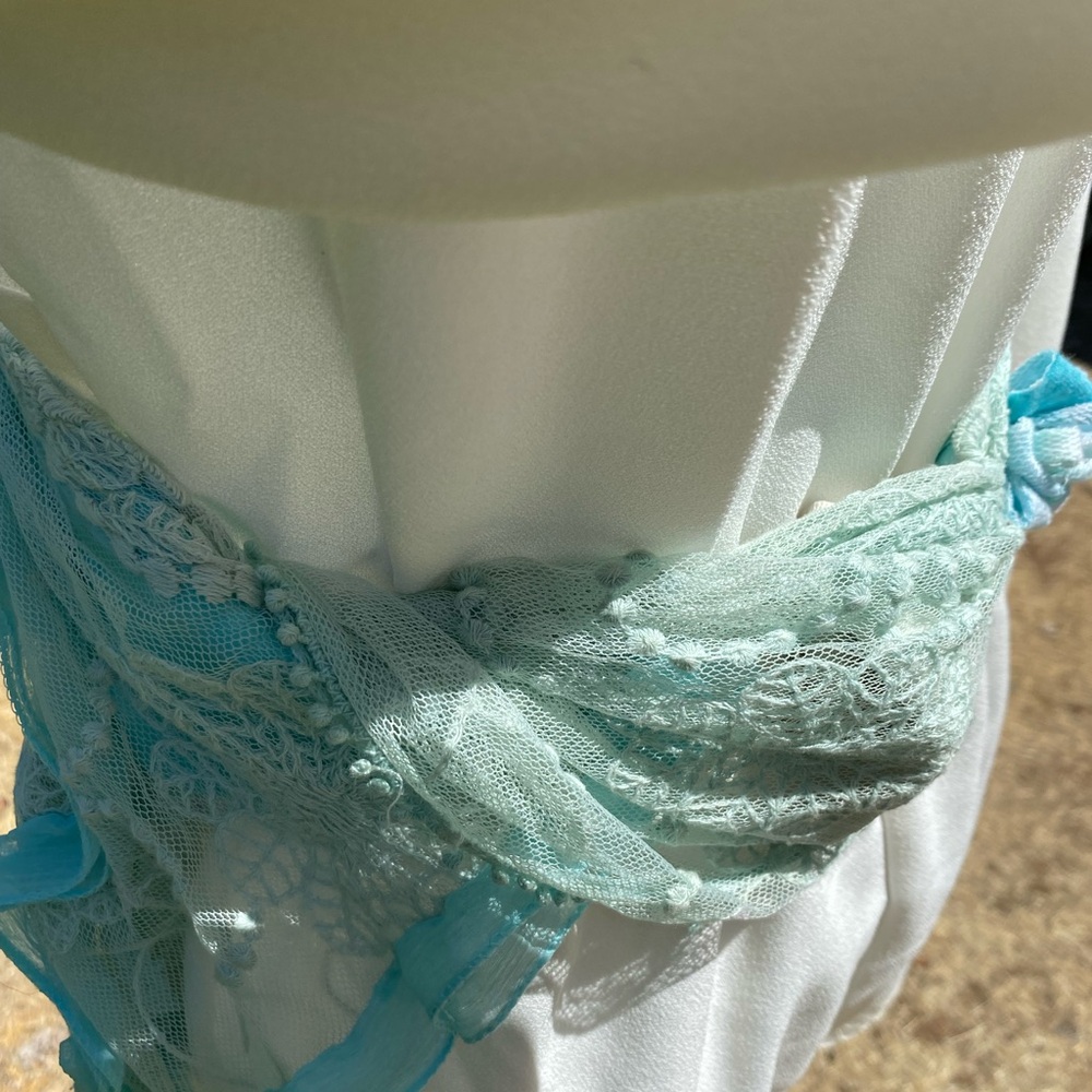 Kreativekristen Artisan turquoise embellished lace cumbetbun Belt - Picture 8 of 12